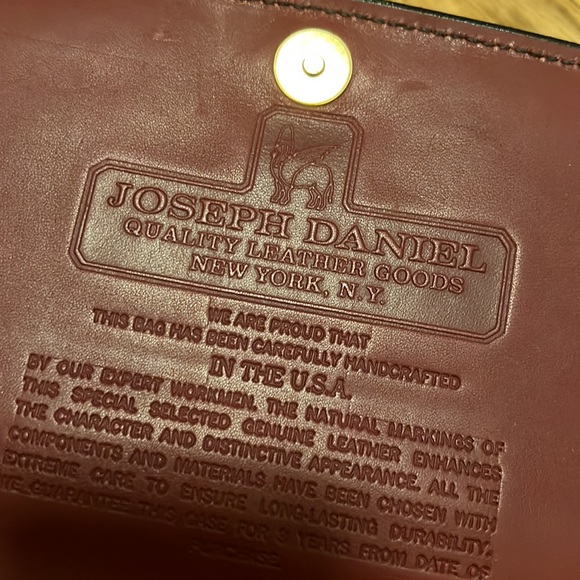 Joseph Daniel leather portfolio - Picture 4 of 10